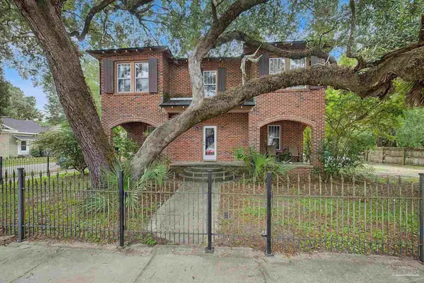 401 N Barcelona St, Pensacola, FL 32501