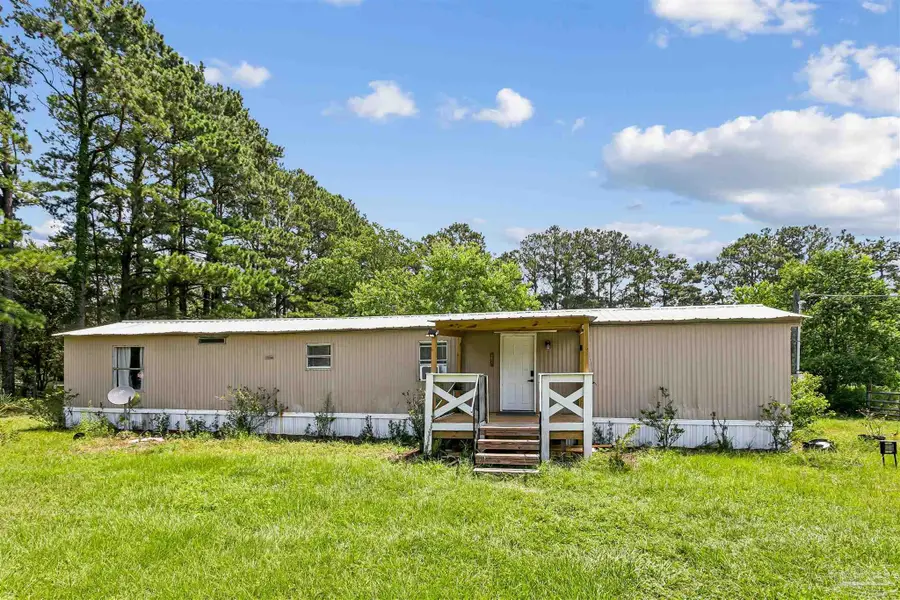 5094 Red Barn Rd, Milton, FL 32583 - #2