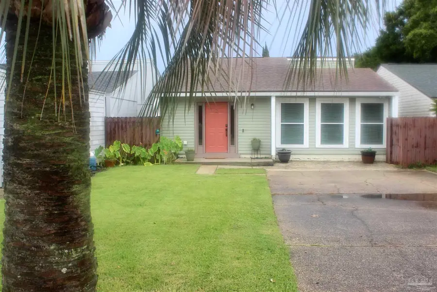 3410 Carlotta St, Pensacola, FL 32503 - #2
