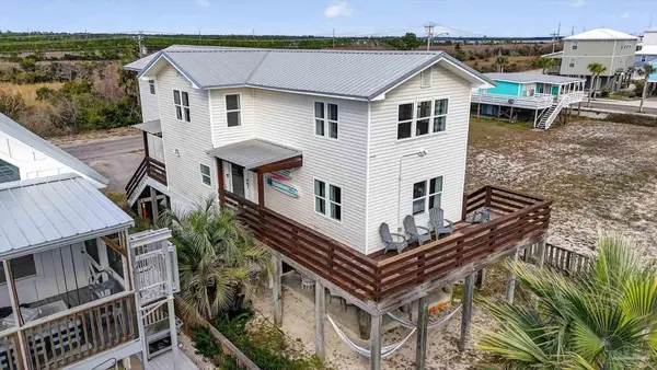 351 E 2nd Ave, Gulf Shores, AL 36542