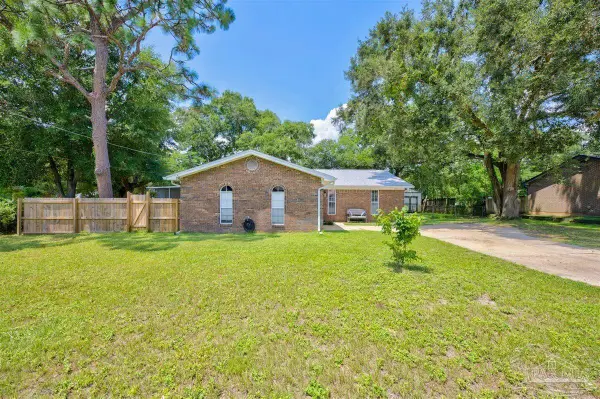 2907 Donley St, Pensacola, FL 32526