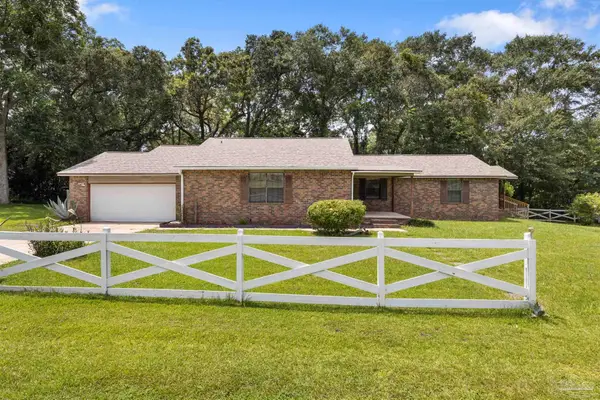 601 Booker St, Cantonment, FL 32533