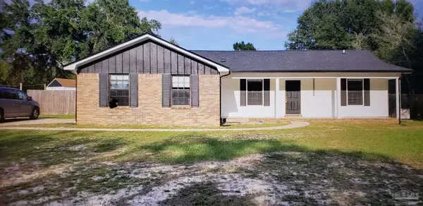 4200 Sablan Ln, Milton, FL 32583