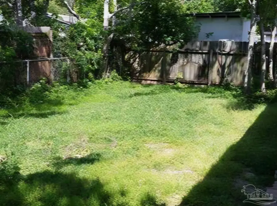 7106 Redondo Dr, Pensacola, FL 32526 - #3