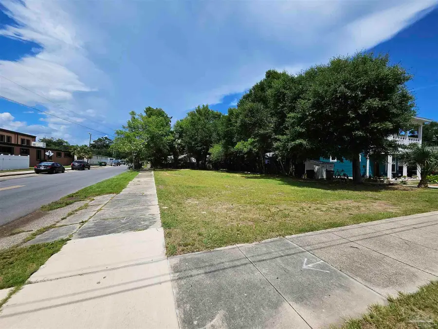 202 N G St, Pensacola, FL 32502 - #2
