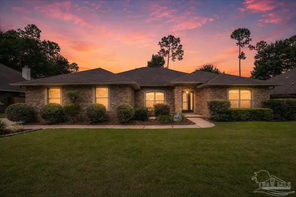 6077 Stonechase Blvd, Pace, FL 32571