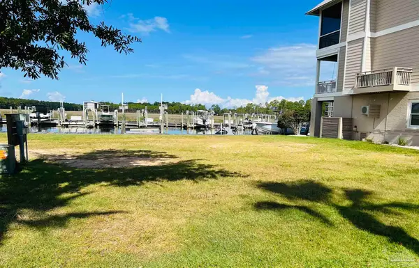 3925 Lafitte Blvd, Gulf Shores, AL 36542