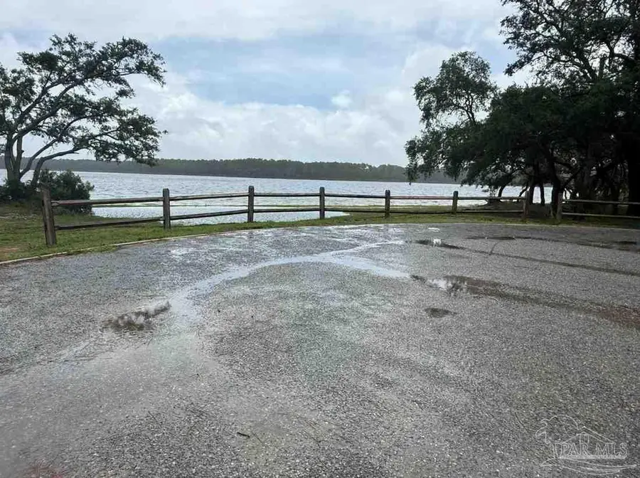 2127 S Fairfield Dr, Pensacola, FL 32507 - #3