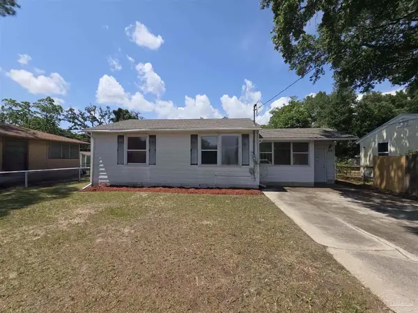 110 Frisco Rd, Pensacola, FL 32507