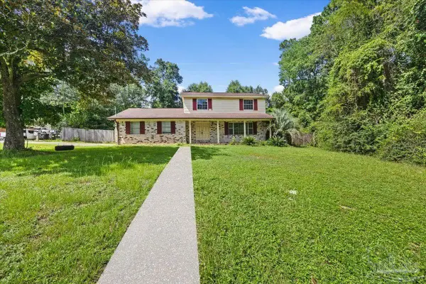 1054 Stillbrook Rd, Pensacola, FL 32514