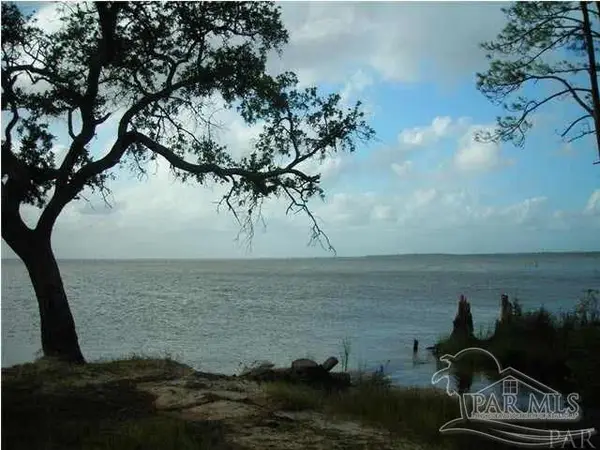 1815 Collinsworth Rd, Milton, FL 32583