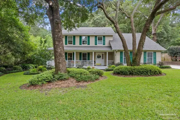 1207 Creek Bridge Rd, Pensacola, FL 32514
