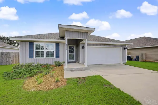 5976 Laurel Oak Dr, Pensacola, FL 32526