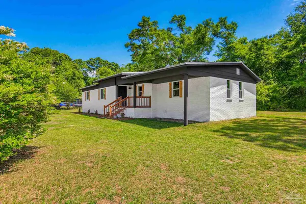 4610 Richardson Rd, Molino, FL 32577