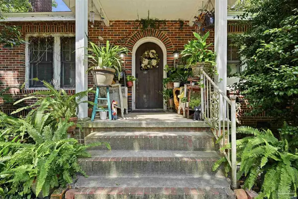 1409 N 10th Ave, Pensacola, FL 32503