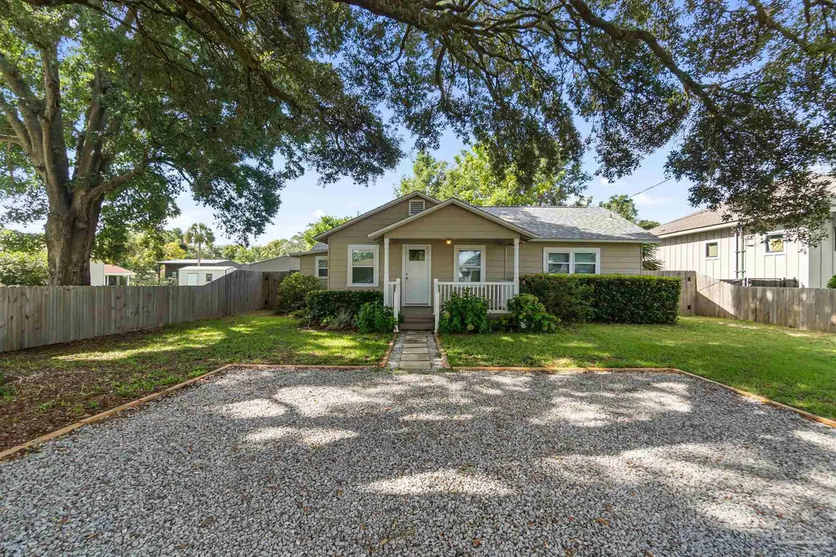 3115 E Lloyd St, Pensacola, FL 32503 - #1
