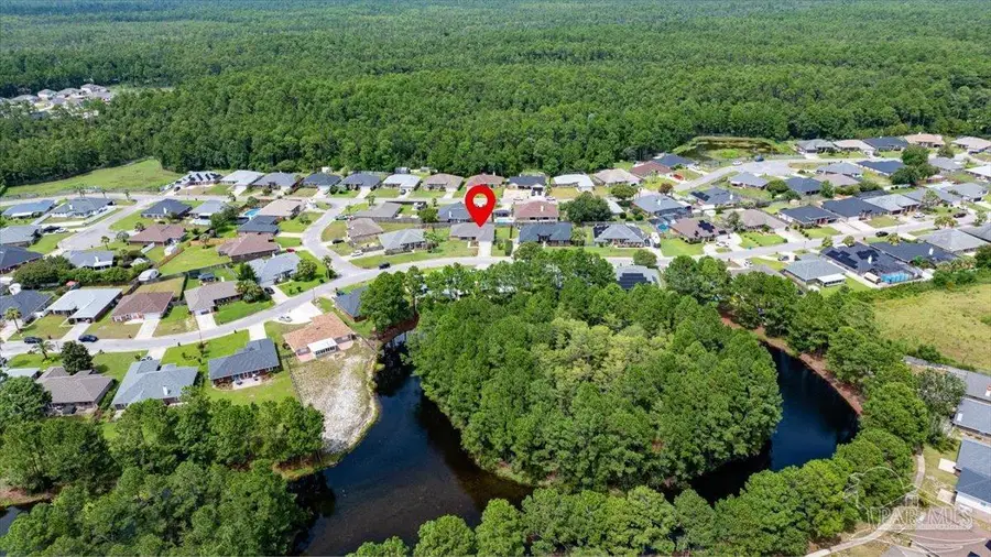 9939 Parker Lake Cir, Navarre, FL 32566 - #2