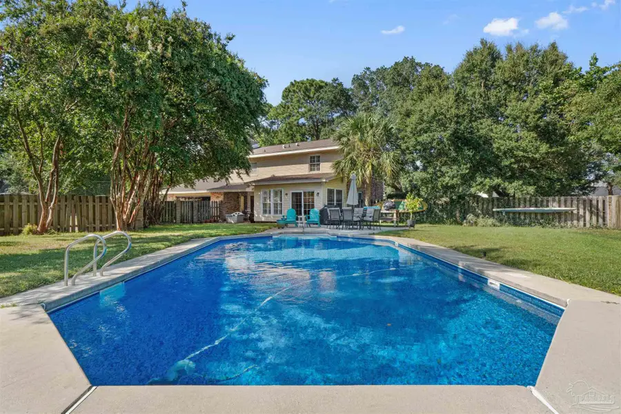 822 Bay Cliffs Rd, Gulf Breeze, FL 32561 - #2