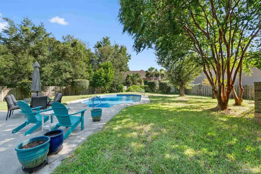 822 Bay Cliffs Rd, Gulf Breeze, FL 32561 - #3