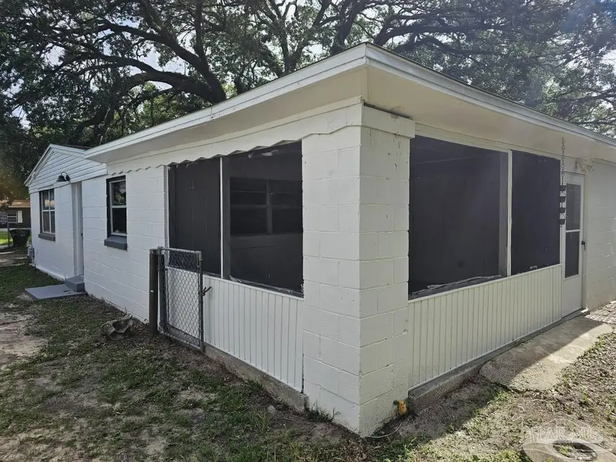 26 Randolph Dr, Pensacola, FL 32506 - #2