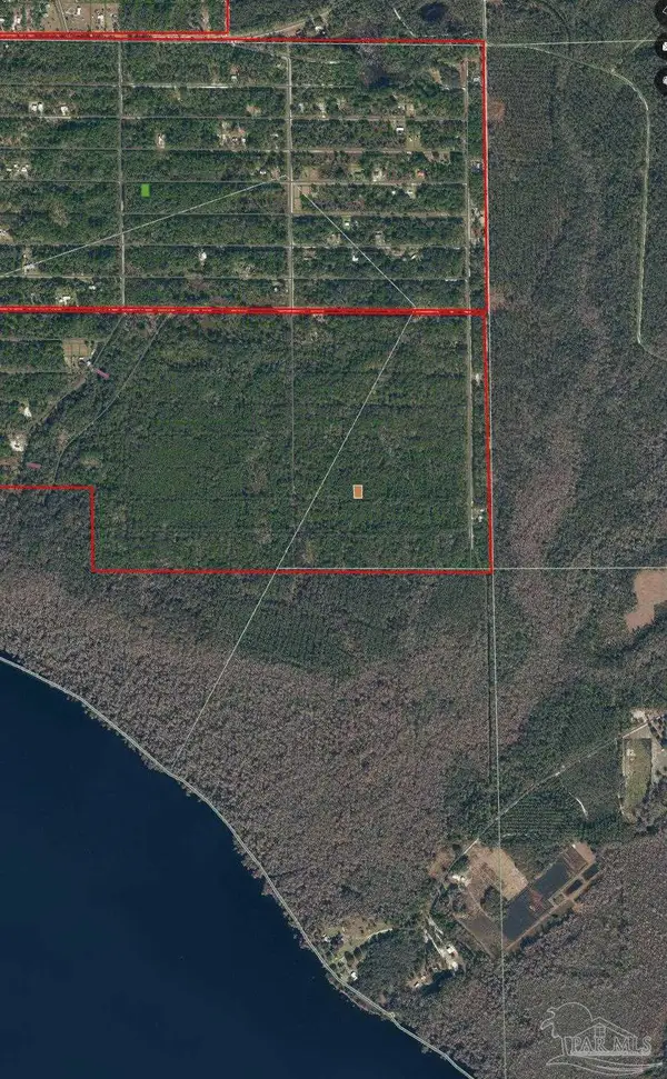 214 Garrison Ave, Georgetown, FL 32139