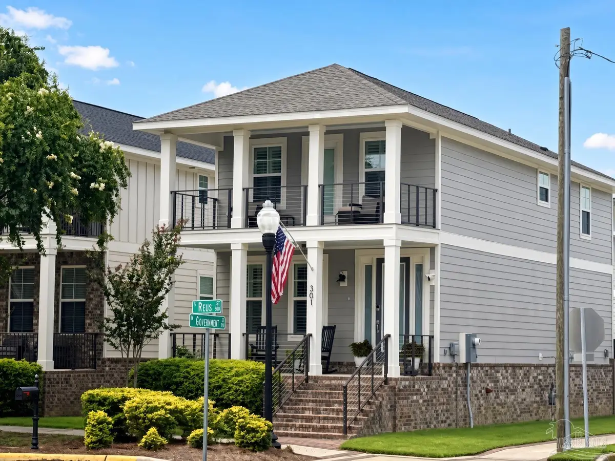 301 S Reus St, Pensacola, FL 32502 - #1