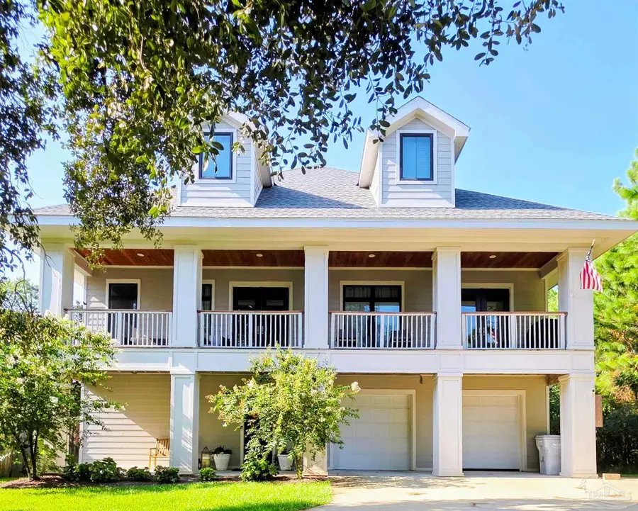 3224 Bay St, Gulf Breeze, FL 32563 - #2