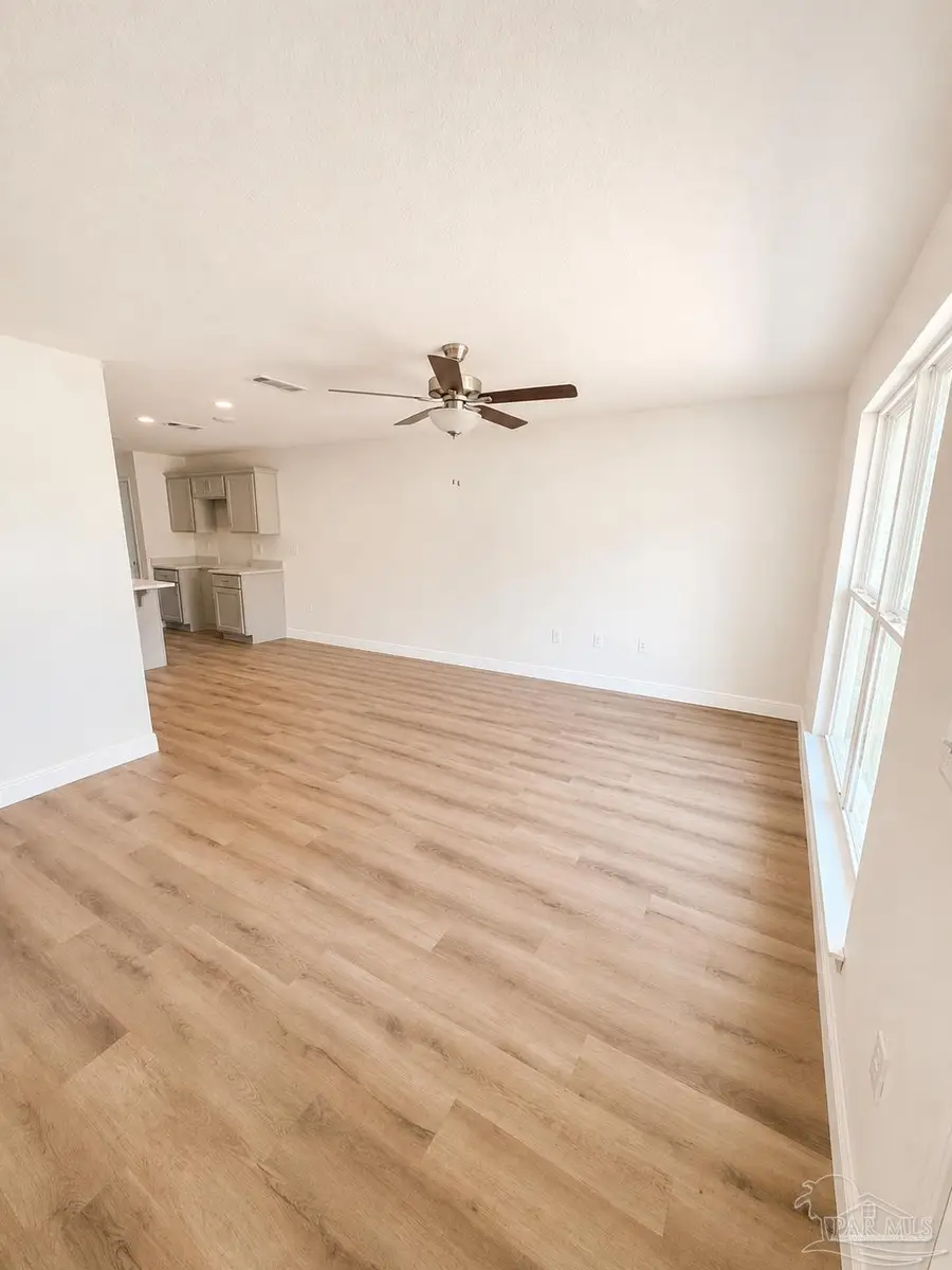 901 Rentz Ave, Pensacola, FL 32507 - #3