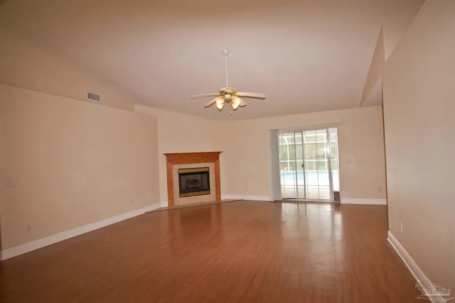 10000 N Loop Rd, Pensacola, FL 32507 - #2