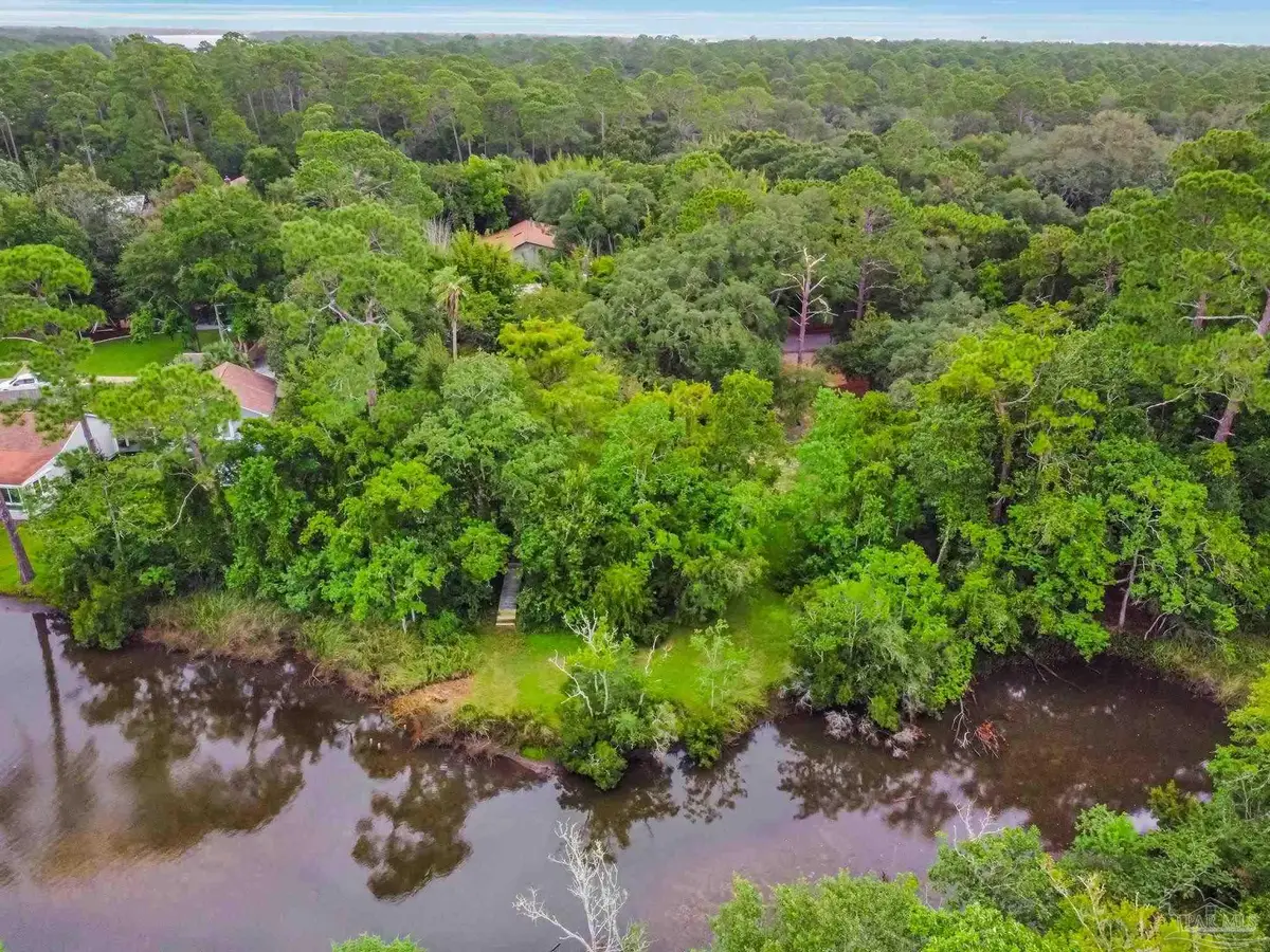 3105 Robertson Rd, Pensacola, FL 32507 - #1