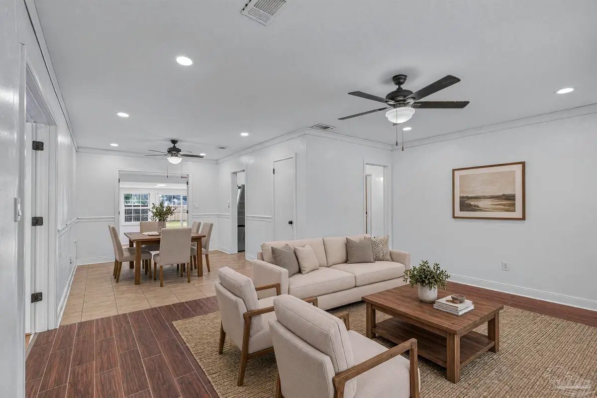 9 Linda St, Pensacola, FL 32506 - #1