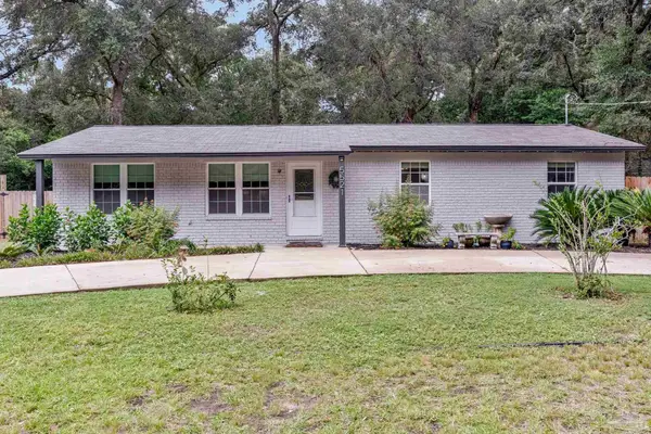 5521 Ormond Dr, Pensacola, FL 32526