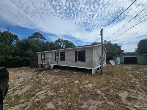 1918 Church St, Gulf Breeze, FL 32563