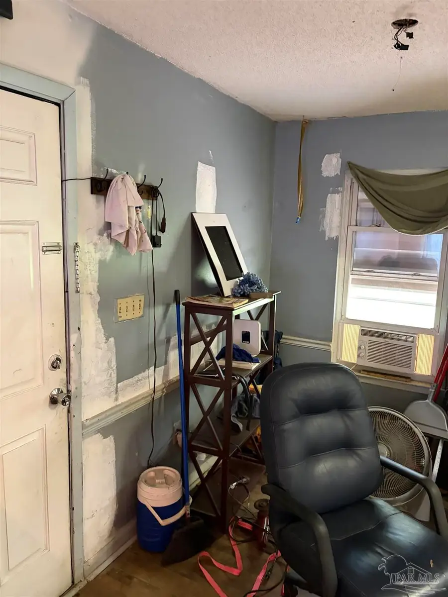 5582 East St, Milton, FL 32570 - #3