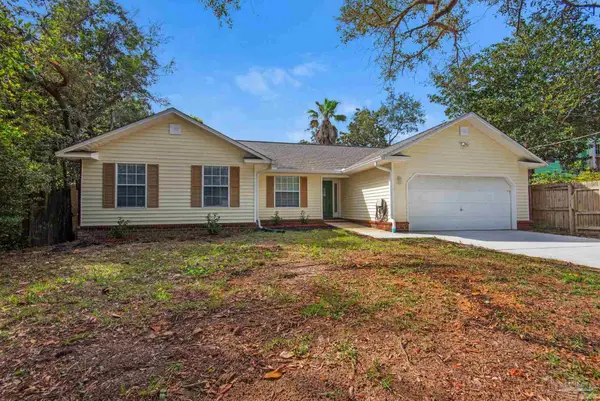 3009 Laurel Dr, Gulf Breeze, FL 32563