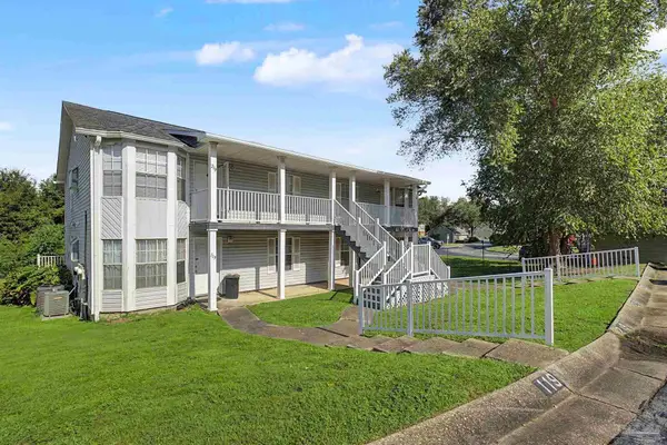 1500 E Johnson Ave #219, Pensacola, FL 32514
