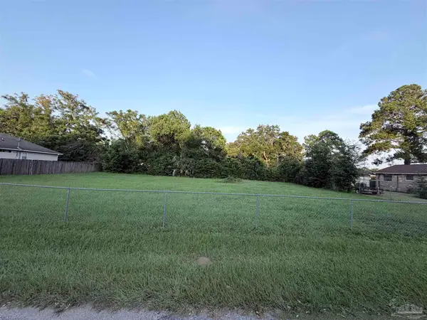 2540 N Z St, Pensacola, FL 32505