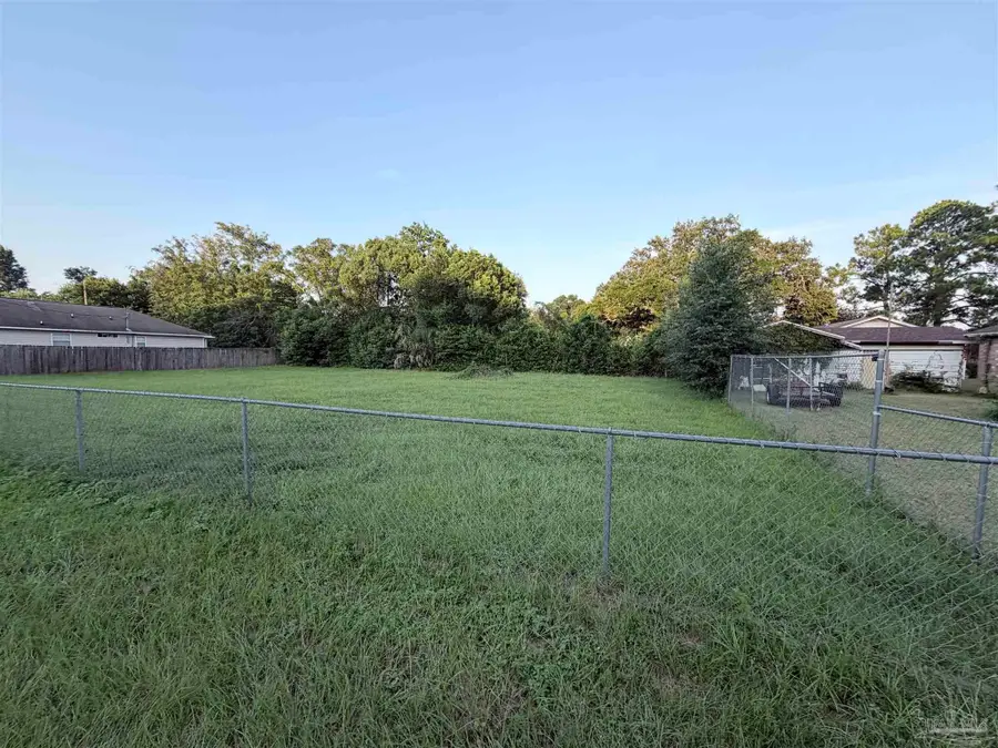 2540 N Z St, Pensacola, FL 32505 - #2