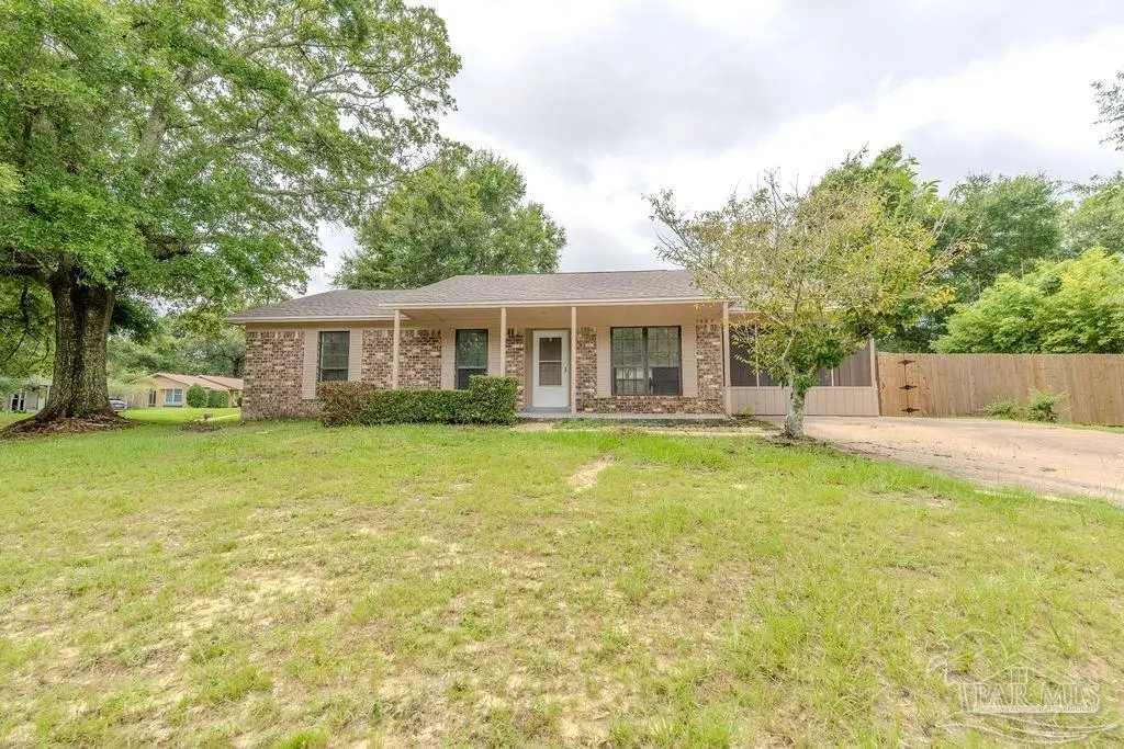 7727 Coronet Dr, Pensacola, FL 32514 - #1