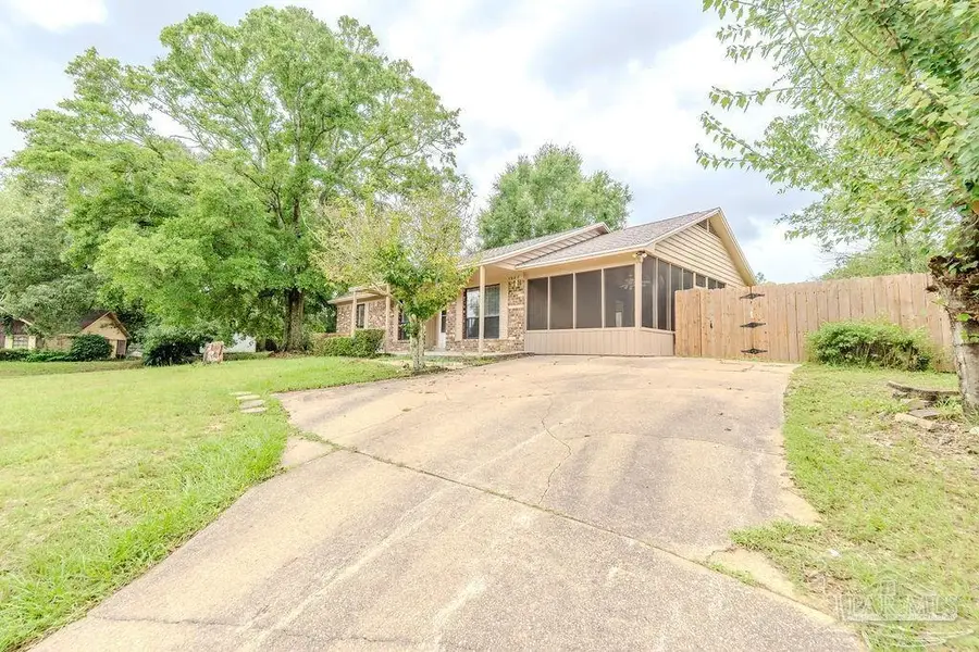 7727 Coronet Dr, Pensacola, FL 32514 - #3