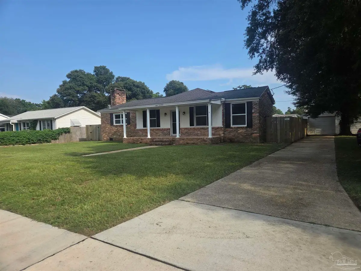 1217 Dexter Ave, Pensacola, FL 32507 - #1