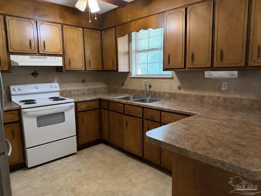 5896 Cedar Tree Dr, Milton, FL 32570 - #2
