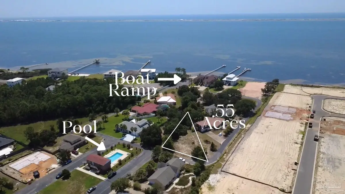 1637 Smugglers Cove Cir, Gulf Breeze, FL 32563 - #1