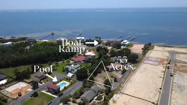1637 Smugglers Cove Cir, Gulf Breeze, FL 32563