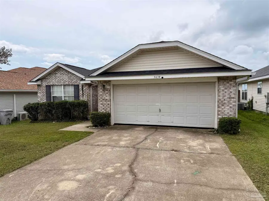 5634 Silver Star Ct, Milton, FL 32583 - #2