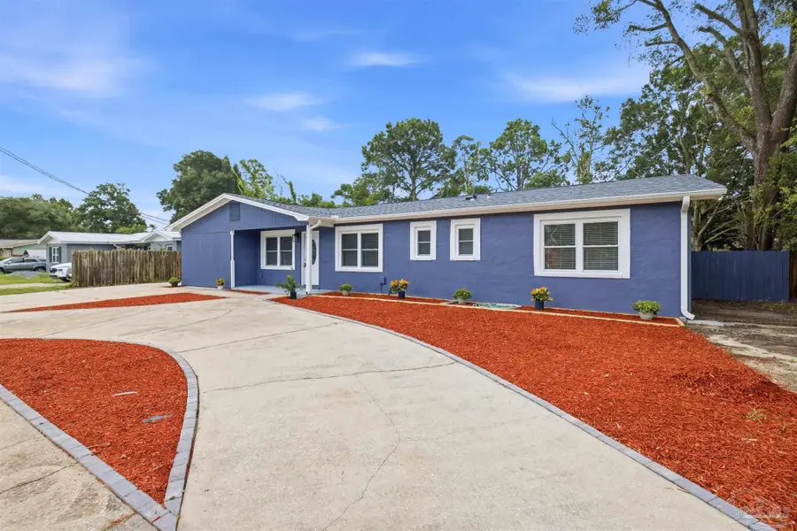 742 Mayflower Ave, Fort Walton Beach, FL 32547 - #3