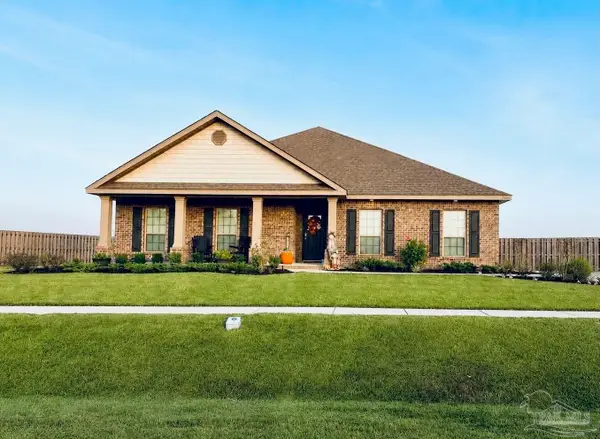 2805 Gemstone Cir, Pace, FL 32571
