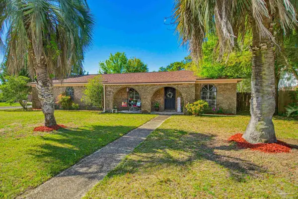 4972 Lanett Dr, Pensacola, FL 32526