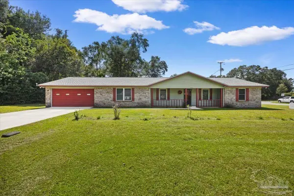 3379 Pigeon Forge Dr, Pace, FL 32571