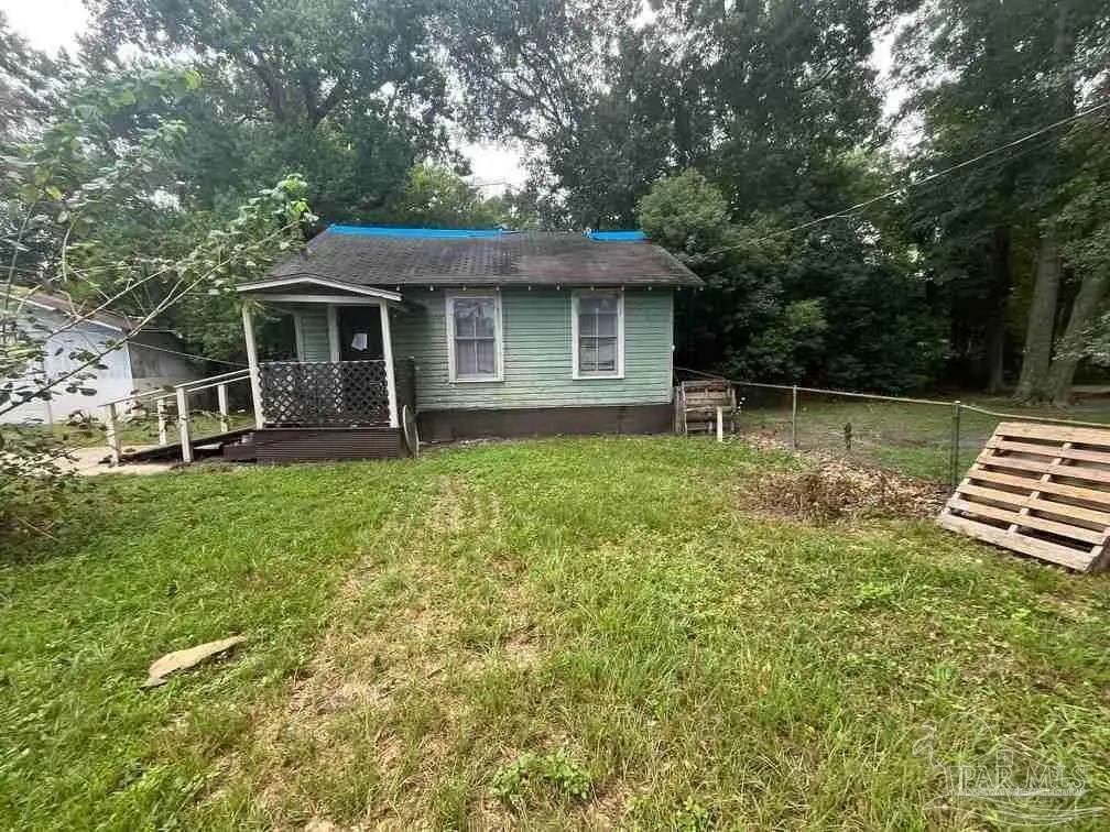 2410 N Pace Blvd, Pensacola, FL 32505 - #1